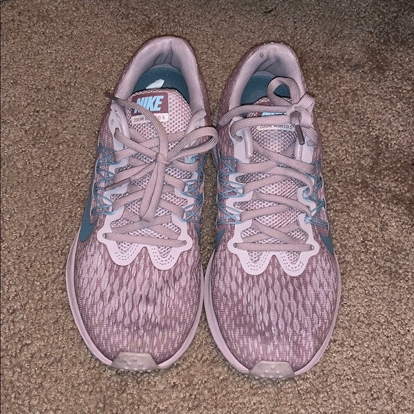 Nike Zoom Winflo 5 - Picture 1 of 3